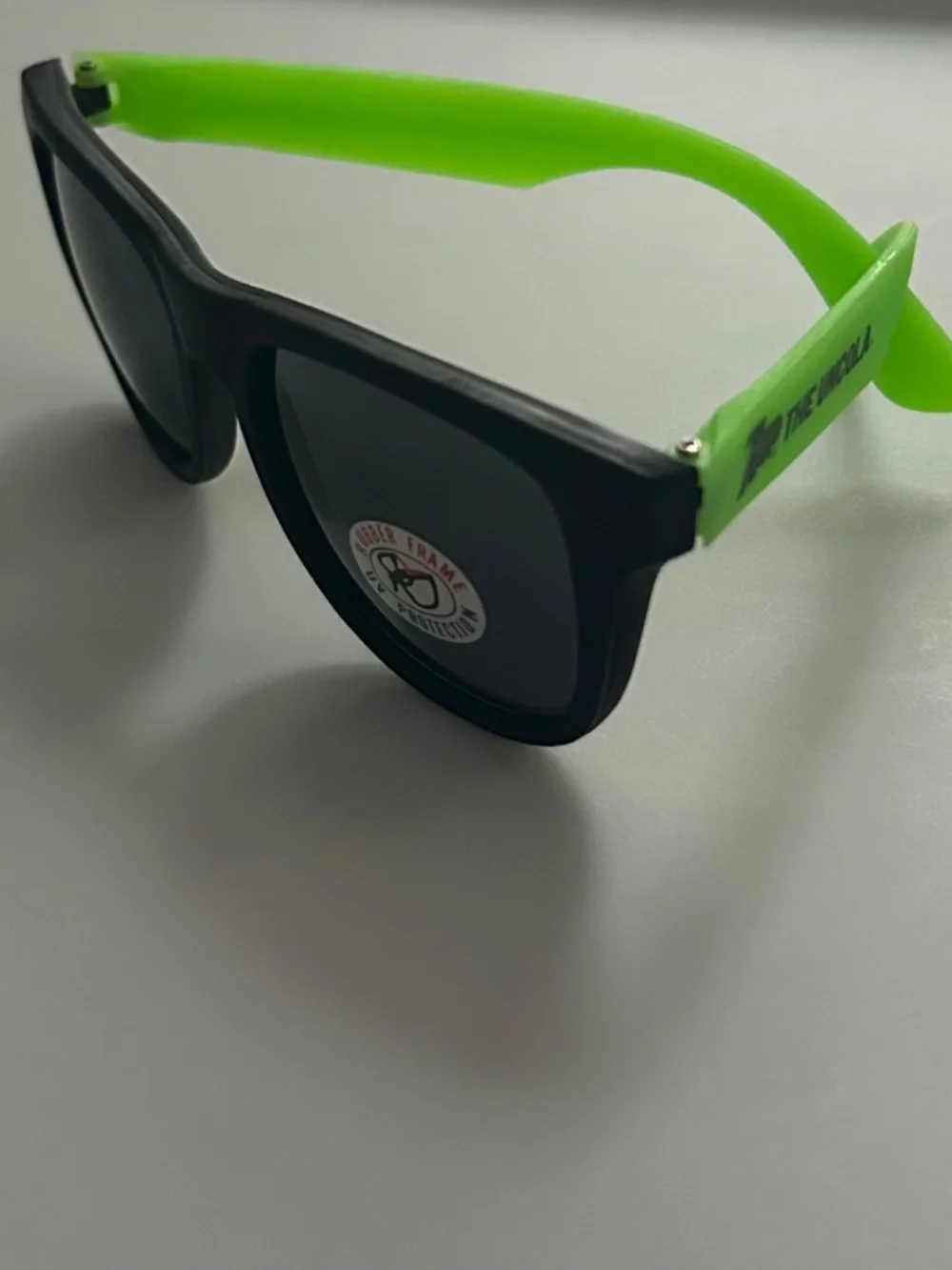 7UP the UNCOLA Sunglasses NWT